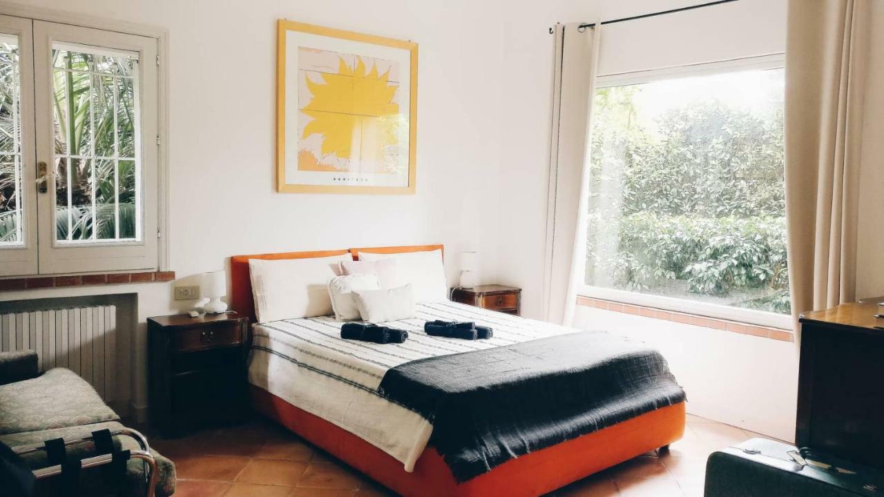 B&B Casa Chinaski Mondello Bagian luar foto